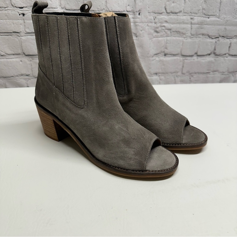 Sixtyseven Gray Ankle Booties with Peep-Toe size 41 US 8
